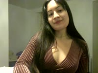 I’m a sensual Latina woman with a soft, feminine and confident presence. I love being admired and desired. I know how to tease with my body, my eyes, and my energy.
If you enjoy watching a woman who is comfortable with her sensuality and knows how to hold your attention, you’re in the right place.