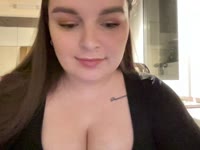 You didn’t just happen to stop by… I can feel it.
A sweet brunette with a magnetic smile and eyes that are easy to read but hard to forget.
I’m tenderness in a single frame, warmth in my voice, and a subtle spark between the lines.
With me, you can laugh, dream, chat about nothing — and feel like you’re exactly where you want to be.
I won’t reveal everything at once — but I promise: every moment spent here will make you want to know me better.
Come on in. I’m already curious about who you are.