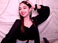 Hi, darling! Have you ever seen a living Bratz doll? Bingo! You found it. Come see me and see for yourself how tastefully everything is made on this doll. Mmmmm. I have a wonderful figurine, and it