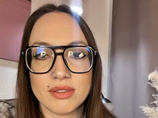 adult web cam AleciaWood