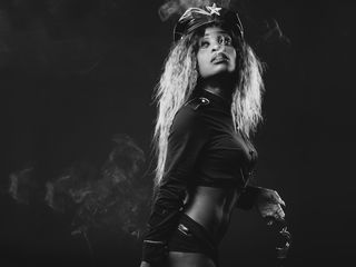 naughty web cam AntonetteMoore