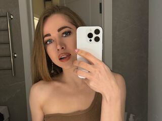 cam girl chatroom AuroraCrave