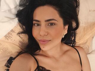 topless camgirl EvelineAngeles