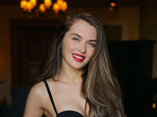 webcam show QuinnTakara