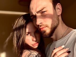 naughty cam girl giving blowjob LizaandKevin