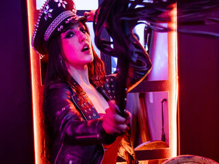 femdom chatroom CleodoraNoir