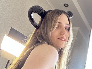 sexwebcam picture AaliceWalter