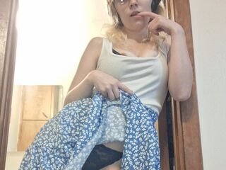 free live chatroom AjaJones