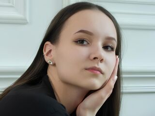 naked cam girl masturbating with dildo AlbinaRushenberg