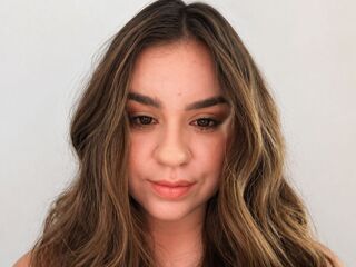 livesex cam girl AlexandraThornt