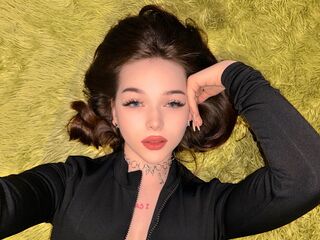 cam girl playing with dildo AliceAdkins