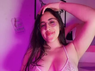 babe AmyVele
