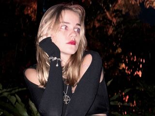 cam girl showing tits AnderaCree
