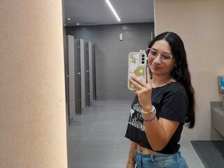 webcamchat AnitMiller