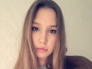fingering webcamgirl AvaKriek