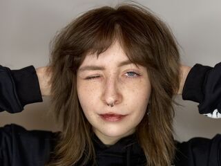 camslut topless BettieGiernoth