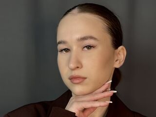 strip tease BlanchFlakes