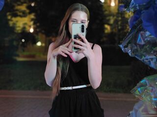 naked camgirl fingering pussy CallieBarca