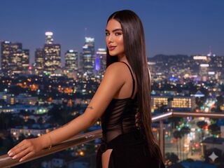 naughty camgirl fingering pussy CamilaBlaze