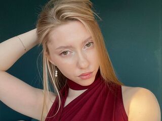 hot cam girl masturbating with vibrator CarylonBenzer
