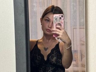 naked cam girl fingering pussy ClareHoop