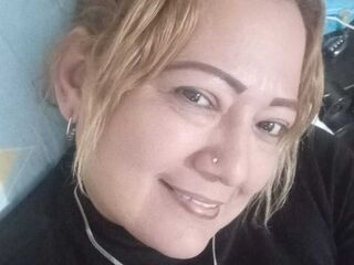 nude gamgirl ClauDaniels