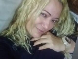 live teaser cam ClauWhite