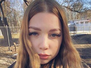 cam girl masturbating with vibrator ColletteSitzes