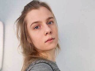 hot girl webcam photo DonnettaLorino