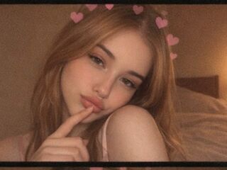 naked cam girl masturbating ElaraWinslow