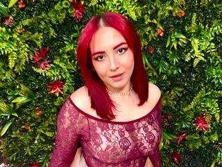 kinky webcam model ElianaWeyn