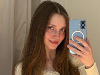 fingering cam girl picture EmmaSagge