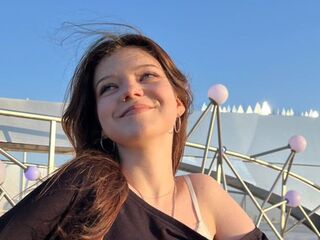 naked girl with webcam masturbating with dildo EthelShakoor