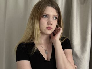 cam girl masturbating with sextoy GemmaCiliberto