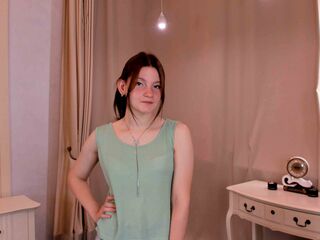 naked girl with webcam fingering pussy HollisCantrill