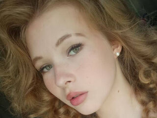 naked cam girl masturbating with dildo IllaPytlewski