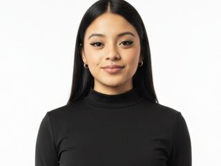 topless camgirl IsaaMontoya