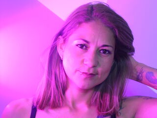 naughty camgirl IsabellaBaker