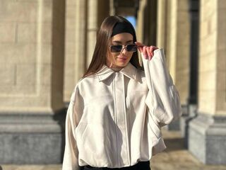 camgirl porn cam IsoldeRavencrest