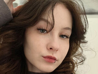 camgirl shaving pussy JaneenSpinola