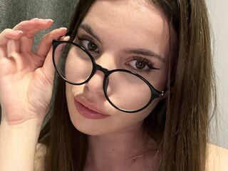 closeup webcam JoannieZbierski