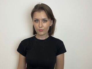 porn cam KariErpelding
