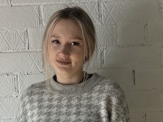 webcamgirl KarynMcguire