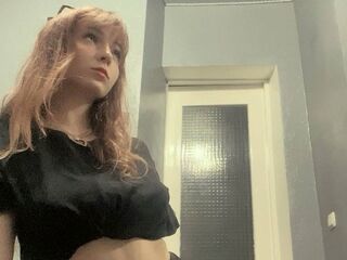 hot naked cam girl KatheSanagustin