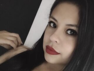 naked cam girl masturbating KellyLoraine