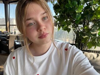 hot web cam show KendallHennig