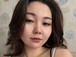 naked cam girl masturbating with dildo KrissyHarbick
