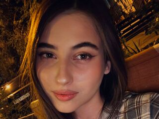 cam girl live cam LeiaFrost