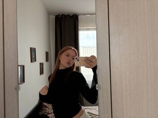 naked girl with live cam fingering LennieLukasik