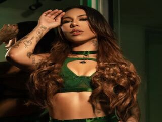 chat room webcam LilyHarpers